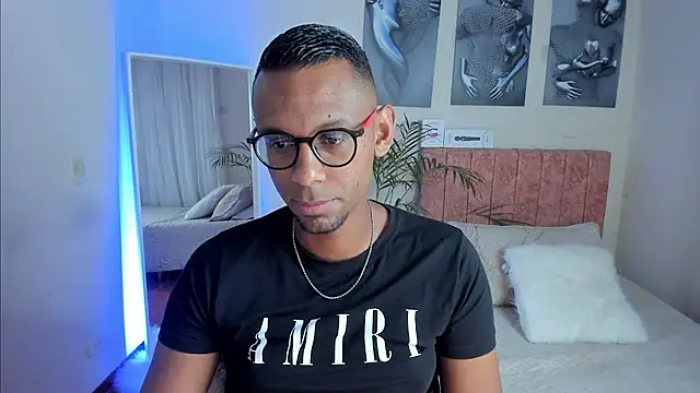 KingEdward  online show from October 12, 10:14 am