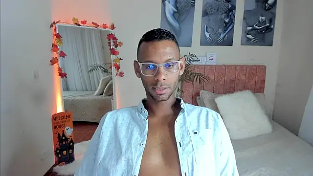 KingEdward  online show from October 27, 10:19 am