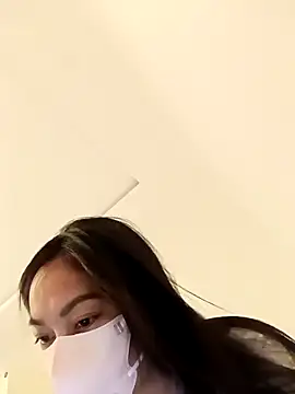 lisa huynh online show from September 16, 7:09 am