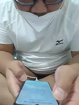 Snapshot of _KaiXin_ chatting on September 28, 1:49 pm KaiXin online show from September 28, 1:49 pm