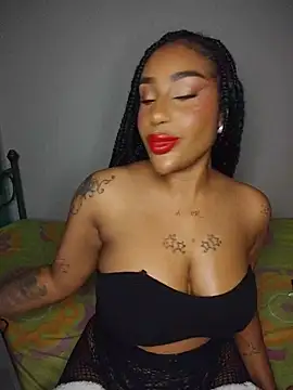 Queen Amara online show from May 13, 4:10 am