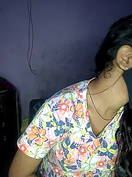 Komal-Rajput online show from November 29, 11:30 pm