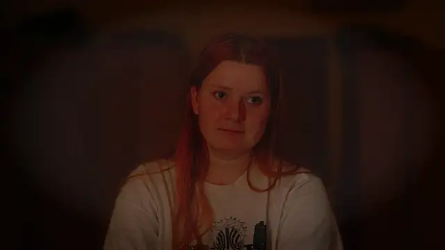 kanie kollier online show from September 9, 3:00 pm