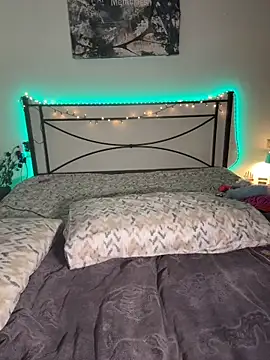 Snapshot of nikkaanderic chatting on March 8, 9:18 pm nikkaanderic online show from March 8, 9:18 pm