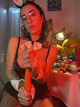 Snapshot of nikkaanderic chatting on April 2, 3:31 pm nikkaanderic online show from April 2, 3:31 pm