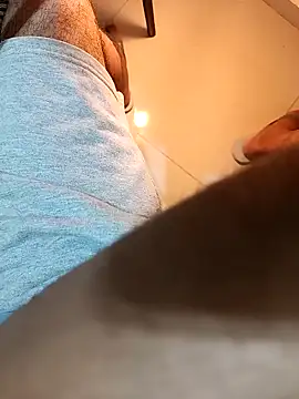 Gallo001 online show from February 2, 12:09 am