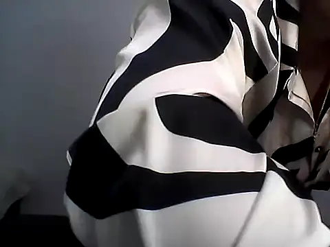 EllaLove2277 online show from December 5, 6:55 am