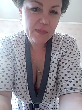 EllaLove2277 online show from April 1, 2:47 pm