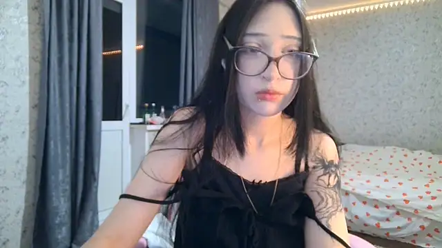 Snapshot of KeicyKlark chatting on October 29, 6:09 pm KeicyKlark online show from October 29, 6:09 pm