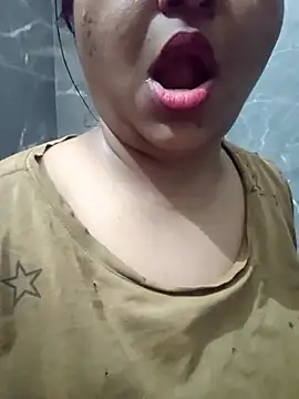 Snapshot of bitch-horny chatting on October 26, 2:34 pm bitch-horny online show from October 26, 2:34 pm