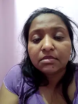 Snapshot of bitch-horny chatting on October 30, 4:52 pm bitch-horny online show from October 30, 4:52 pm