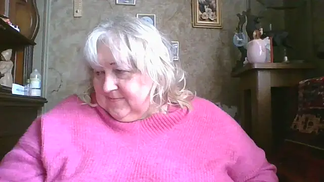 Lala-Love56 online show from April 8, 9:09 am