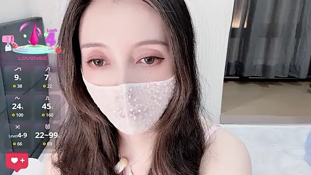  Ling Ling online show from April 4, 12:35 pm