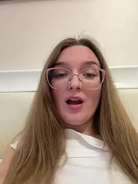 Bellatrisssaa online show from January 11, 2:00 pm