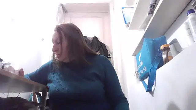 AnnaLive570 online show from February 7, 6:39 am