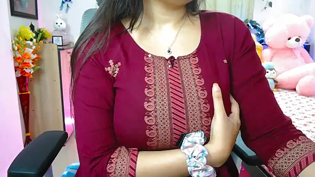 Snapshot of WildDimpi_0 chatting on April 6, 12:52 am WildDimpi 0 online show from April 6, 12:52 am