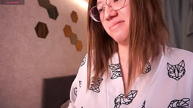 MaymeDeuel online show from November 3, 7:53 am