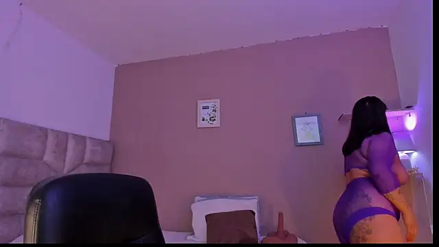 roselyn caprice online show from September 24, 9:34 am