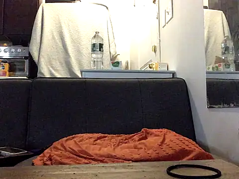 littyleesh1 online show from September 30, 3:22 am