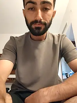Snapshot of Mehmet2154 chatting on September 8, 5:34 pm Mehmet2154 online show from September 8, 5:34 pm