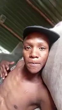 Snapshot of Sweeddickyyy2025 chatting on March 22, 9:34 am Sweeddickyyy2025 online show from March 22, 9:34 am