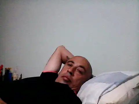 pablocesar1982 online show from October 12, 4:00 am