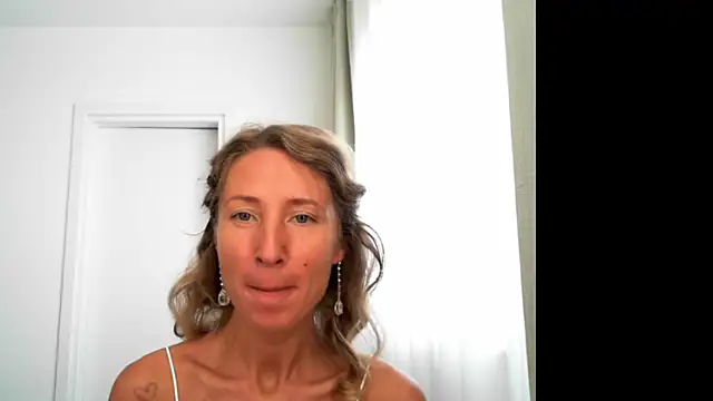 Paevoa online show from September 24, 6:39 am