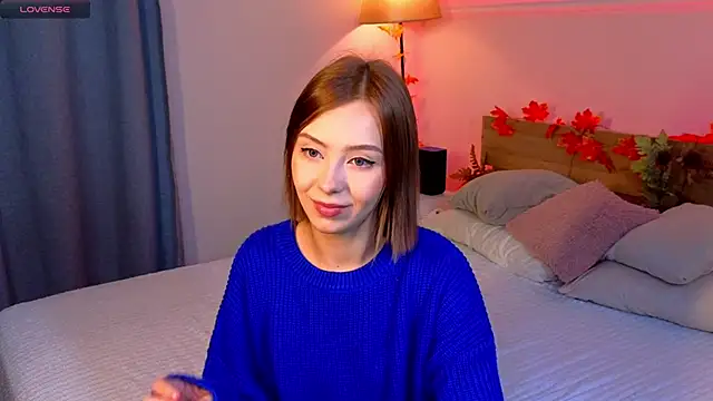 LumMina online show from October 3, 10:12 am