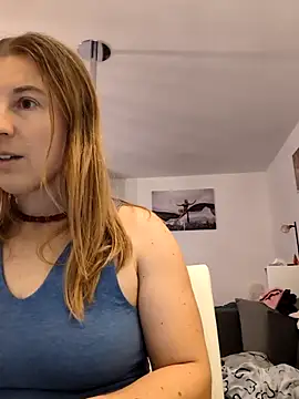 story of sarah online show from March 3, 8:37 pm