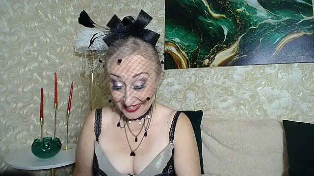  Sara  Smith  online show from September 12, 1:28 am