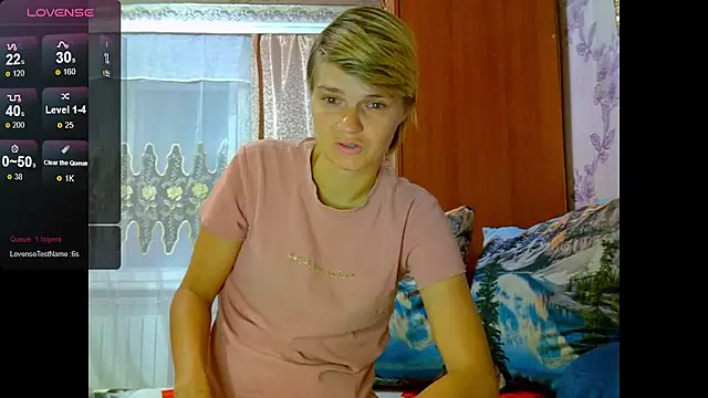 SaraSnow  online show from September 25, 6:11 pm