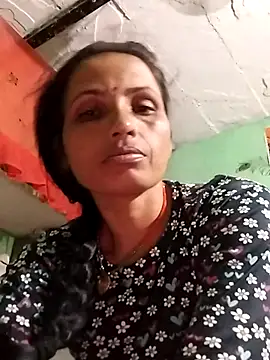 KIRTI12 HOT online show from July 3, 4:35 pm