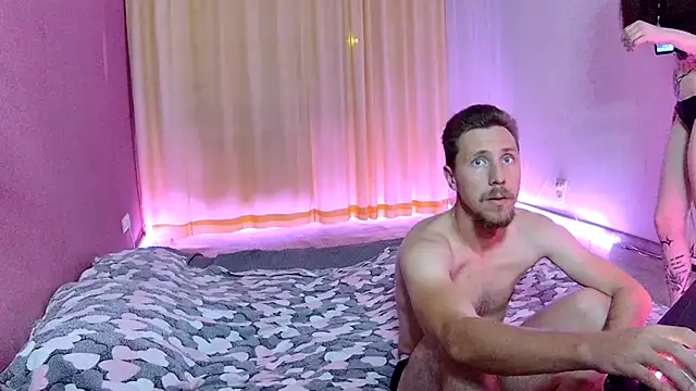 AsahyKourr online show from October 5, 12:47 pm