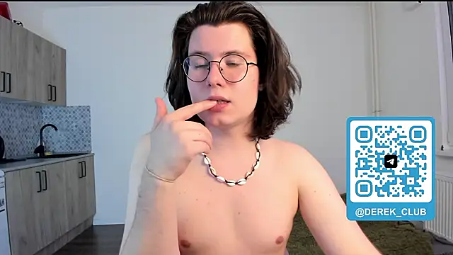 Snapshot of Derek_Shameless chatting on March 15, 6:58 pm Derek Shameless online show from March 15, 6:58 pm