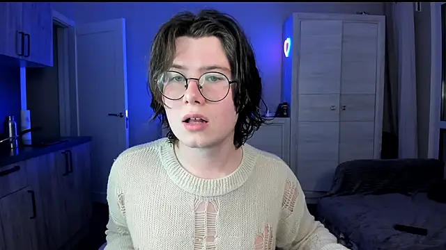Snapshot of Derek_Shameless chatting on May 2, 9:20 pm Derek Shameless online show from May 2, 9:20 pm