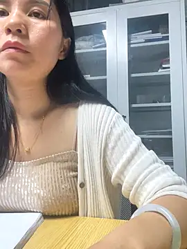 xiaonan- online show from October 27, 9:02 am