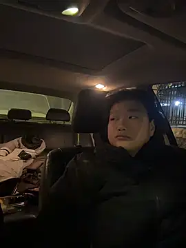 Snapshot of Fengbaby-555 chatting on December 22, 10:56 am Fengbaby-555 online show from December 22, 10:56 am