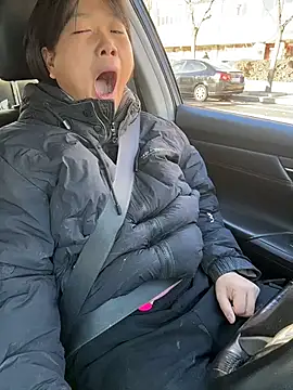 Snapshot of Fengbaby-555 chatting on December 23, 6:22 am Fengbaby-555 online show from December 23, 6:22 am