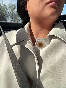 Snapshot of Fengbaby-555 chatting on April 11, 7:45 am Fengbaby-555 online show from April 11, 7:45 am