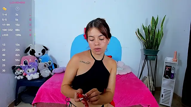 naughtypixie online show from December 20, 1:02 am