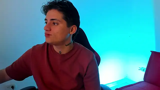 PeytonBox online show from October 16, 12:06 pm