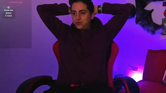 PeytonBox online show from October 25, 11:29 am