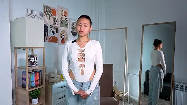 TorieFore online show from September 15, 3:56 pm