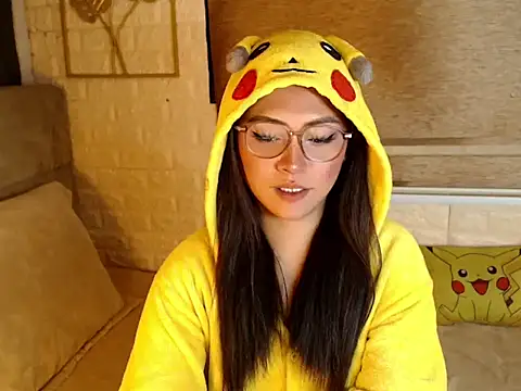 yourdevilsweettsx online show from February 14, 1:41 pm