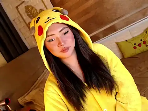 yourdevilsweettsx online show from March 7, 8:11 am