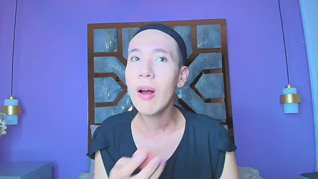 Snapshot of Electra_Gosselin chatting on October 4, 11:41 am Electra Gosselin online show from October 4, 11:41 am