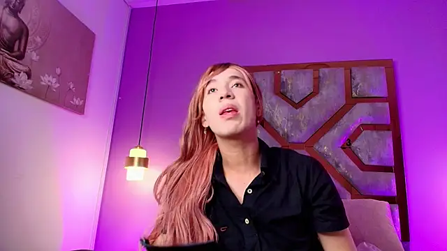 Snapshot of Electra_Gosselin chatting on October 17, 12:08 pm Electra Gosselin online show from October 17, 12:08 pm