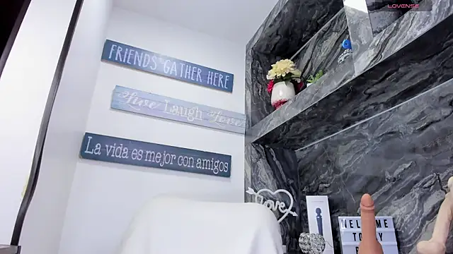 foxy zoe online show from November 14, 6:06 pm