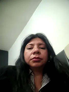 kinky momm online show from November 20, 3:01 pm