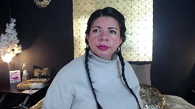 kinky momm online show from March 31, 5:02 pm